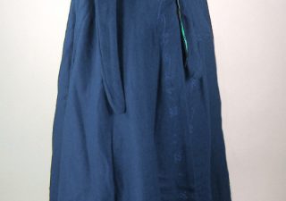 Middeleeuwse Cape Wol in Blauw met Borduursels, 131 cm