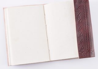 Middeleeuws Leren Notitieboek - Dagboek met Keltisch Embleem