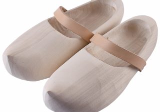 Mittelalter Holzschuhe 13Jh. ( ANBIETUNG MASS 34 )