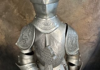 Marto Mini harnas met Zwaard, 63 cm