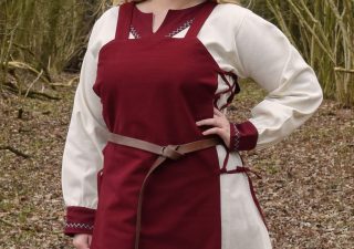 Viking Dames Overkleed in Rood