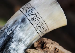 Viking Drinkhoorn Fenrir met Standaard