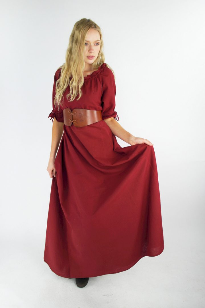 Mittelalterkleid in Rot