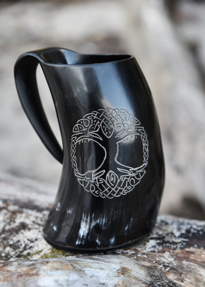 Viking Drinkbeker/Bierpul gemaakt van echt hoorn met Yggdrasil, de Wereldas