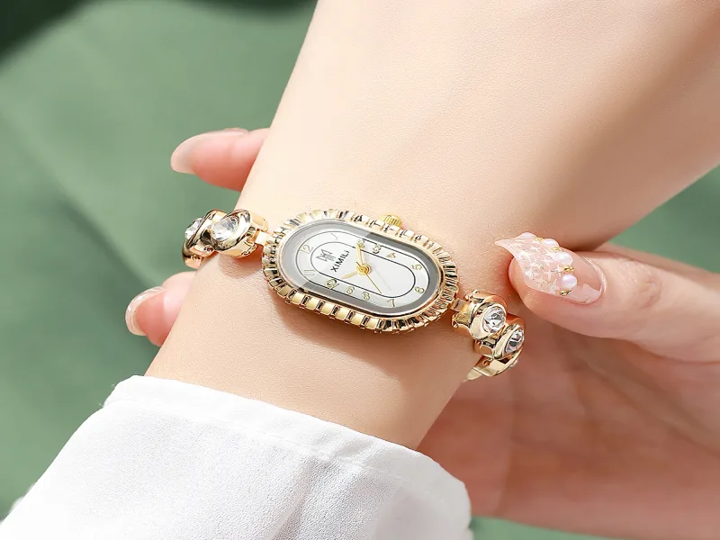 Elegant Rhinestone Bracelet Strap Women Watches Fashion Ladies Quartz Wristwatch Reloj Mujer Girls Clock Gift（Without Box）