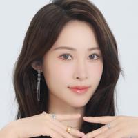 Yan Yijia