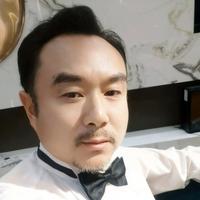 Yi Feng