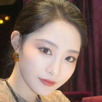 张震
