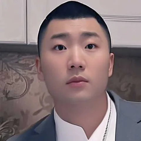 栾江
