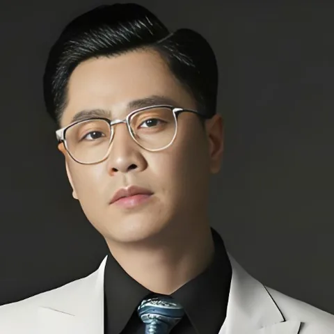 吕德龙