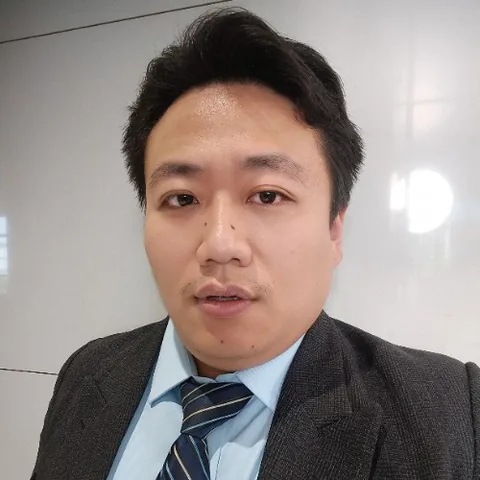 陈卓斐