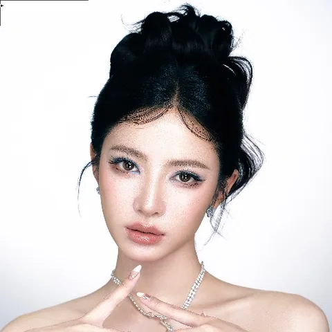 张婕