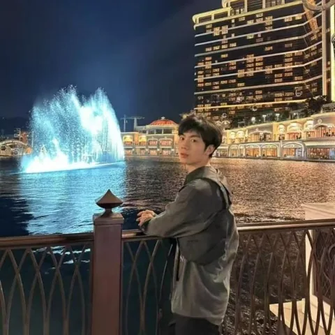 胡一航