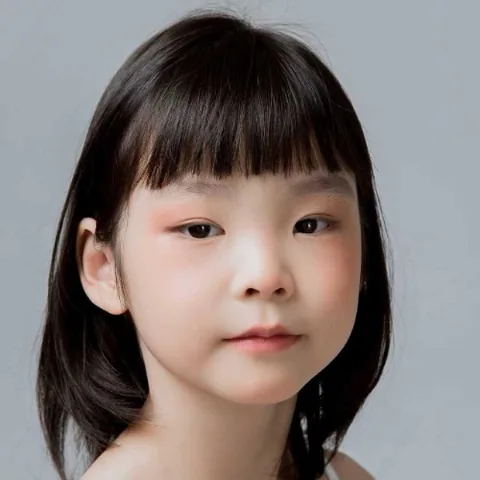 庞钰彤