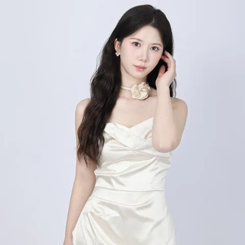 王娜娜娜娜娜