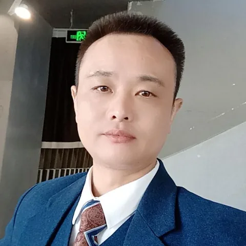 李江泽