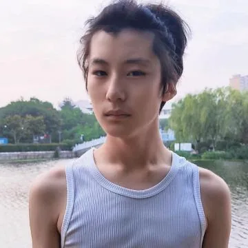 潘屹桐