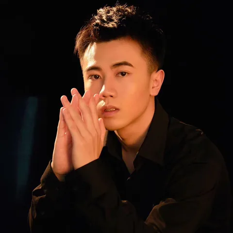 龙宇