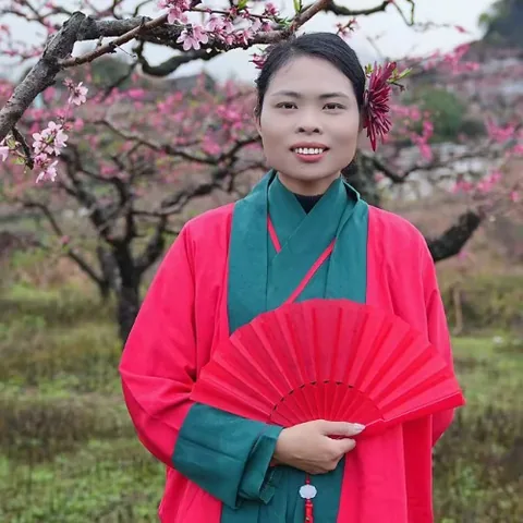 邓珍玲