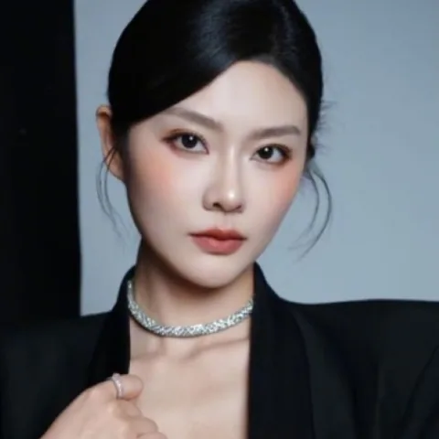 姜熠然