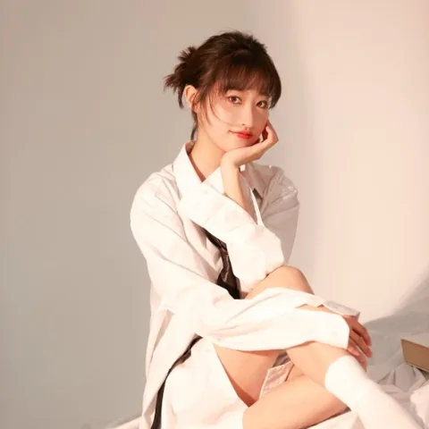 周吸睛