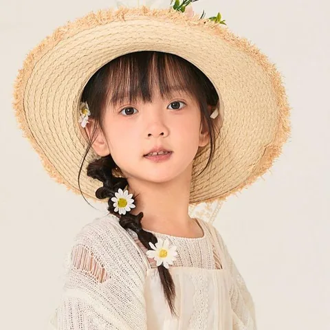 梁曦文