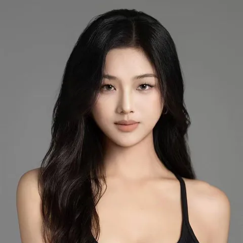 曹佳欣