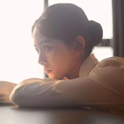姚泯而