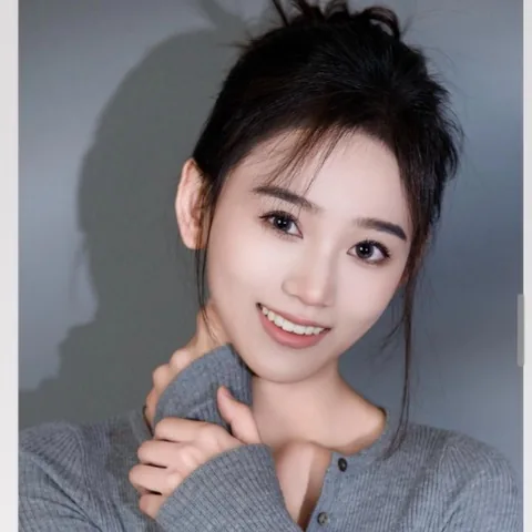 闫纾璇