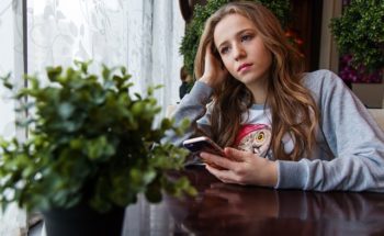 Depressie bij jongeren: praten met leeftijdsgenoten is niet altijd een goed idee