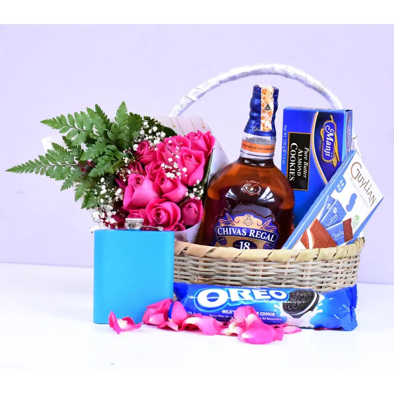 Chivas Regal & Pink Roses Gift Set  cover