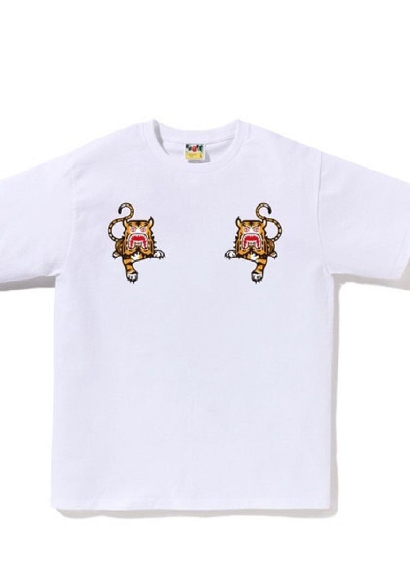 A BATHING APE BAPE 胸前兩側老虎背字體短T 20230805發售