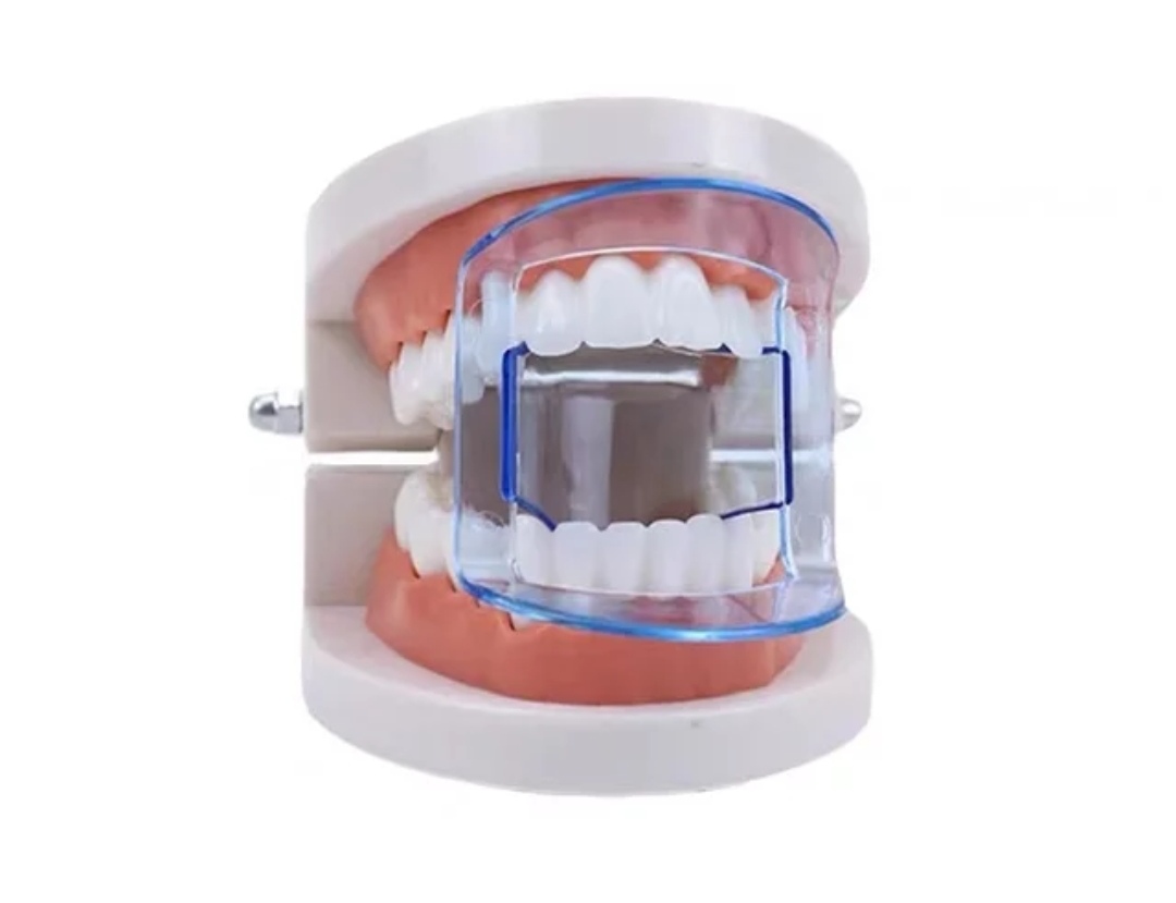 Tecnofar spa Mouth Isolator | DentaCarts | Dental Cart