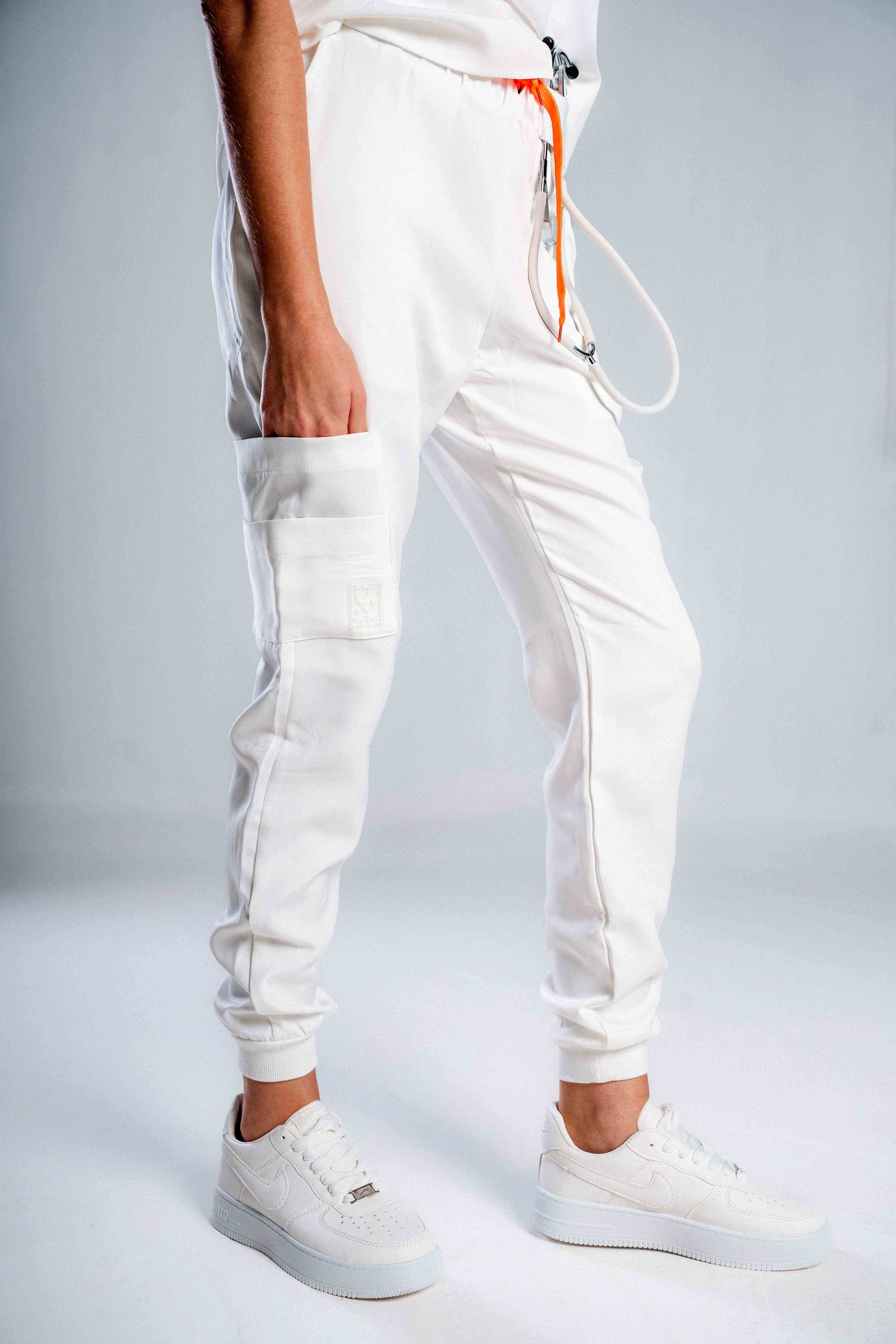 Solar white Scrub | DentaCarts | Dental Cart