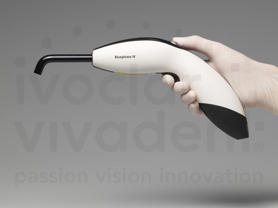 Vivadent Bluephase N G4 | DentaCarts | Dental Cart
