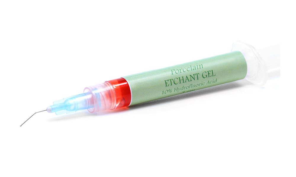 Inox Porcelain E-Max Etchant Gel (10% Hydrofluoric acid) 3 g Syringe wiht 5 Dispensing Tips | DentaCarts | Dental Cart