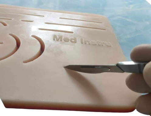 Med instru Super pad | DentaCarts | Dental Cart