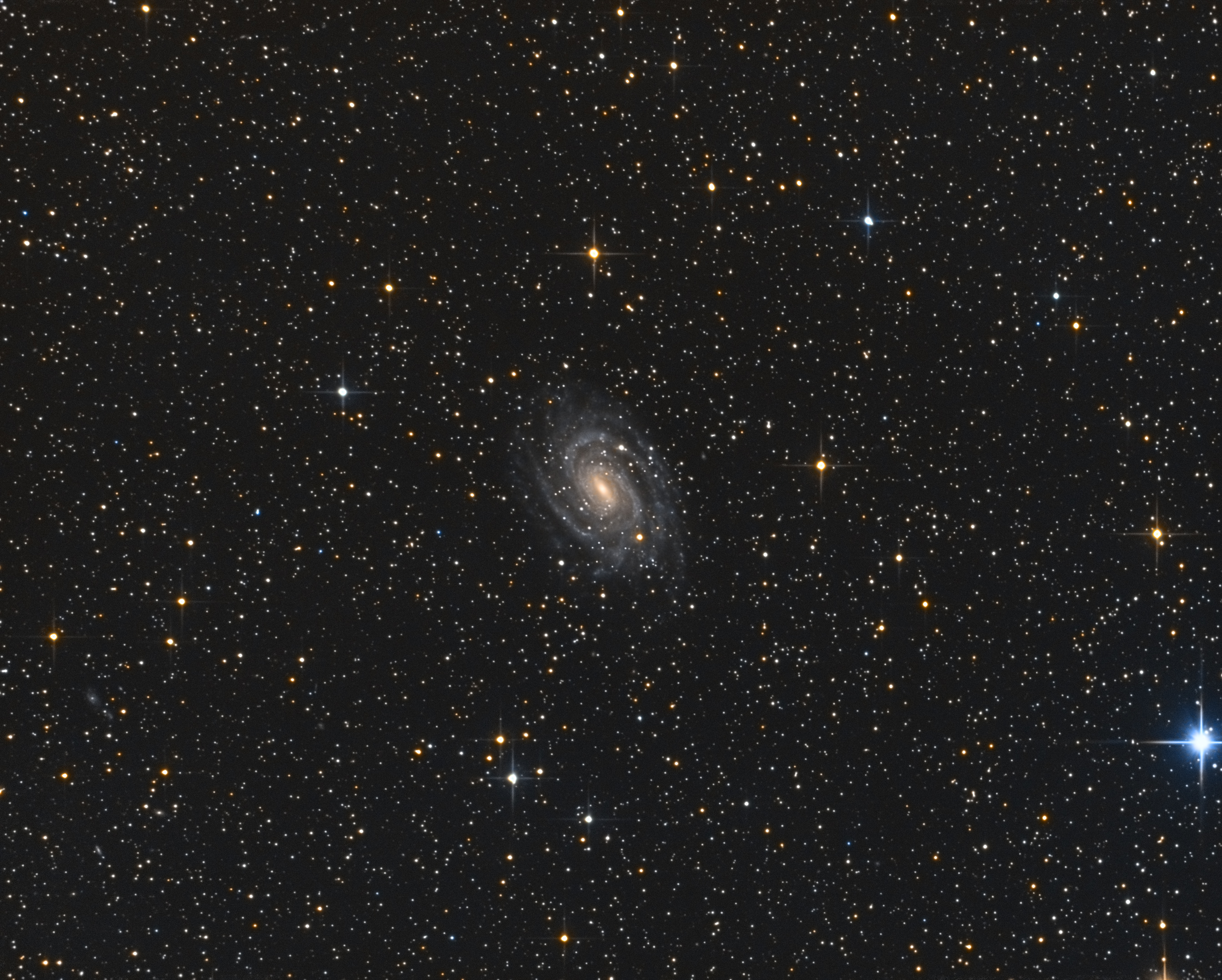 Galaxie dans Ophichius Ngc6384 Picture-1d9dfa516e2f8d522d2b0ccbd566a5e9-original