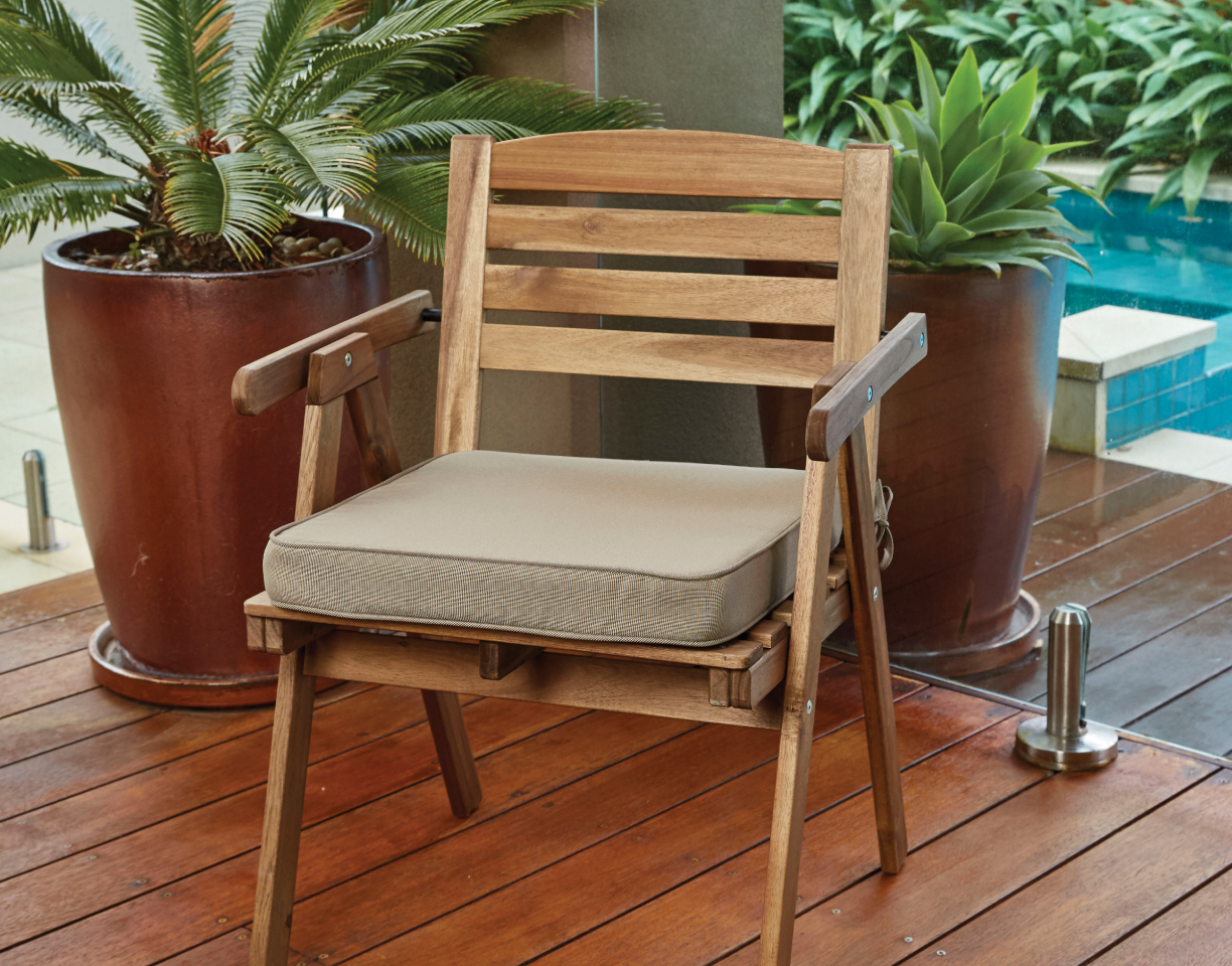 Big Round Wooden Chair With Cushion / Large Soft Round Grey Pouffe