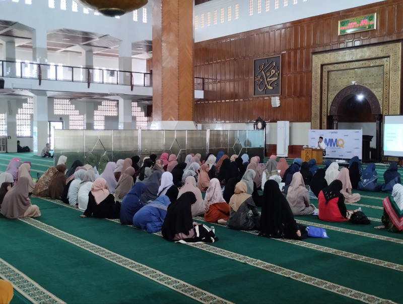 Penuh Berkah, DT Peduli Tasikmalaya Gelar Kajian MMQ Bulanan dan Wisuda Mahasiswa Beasiswa