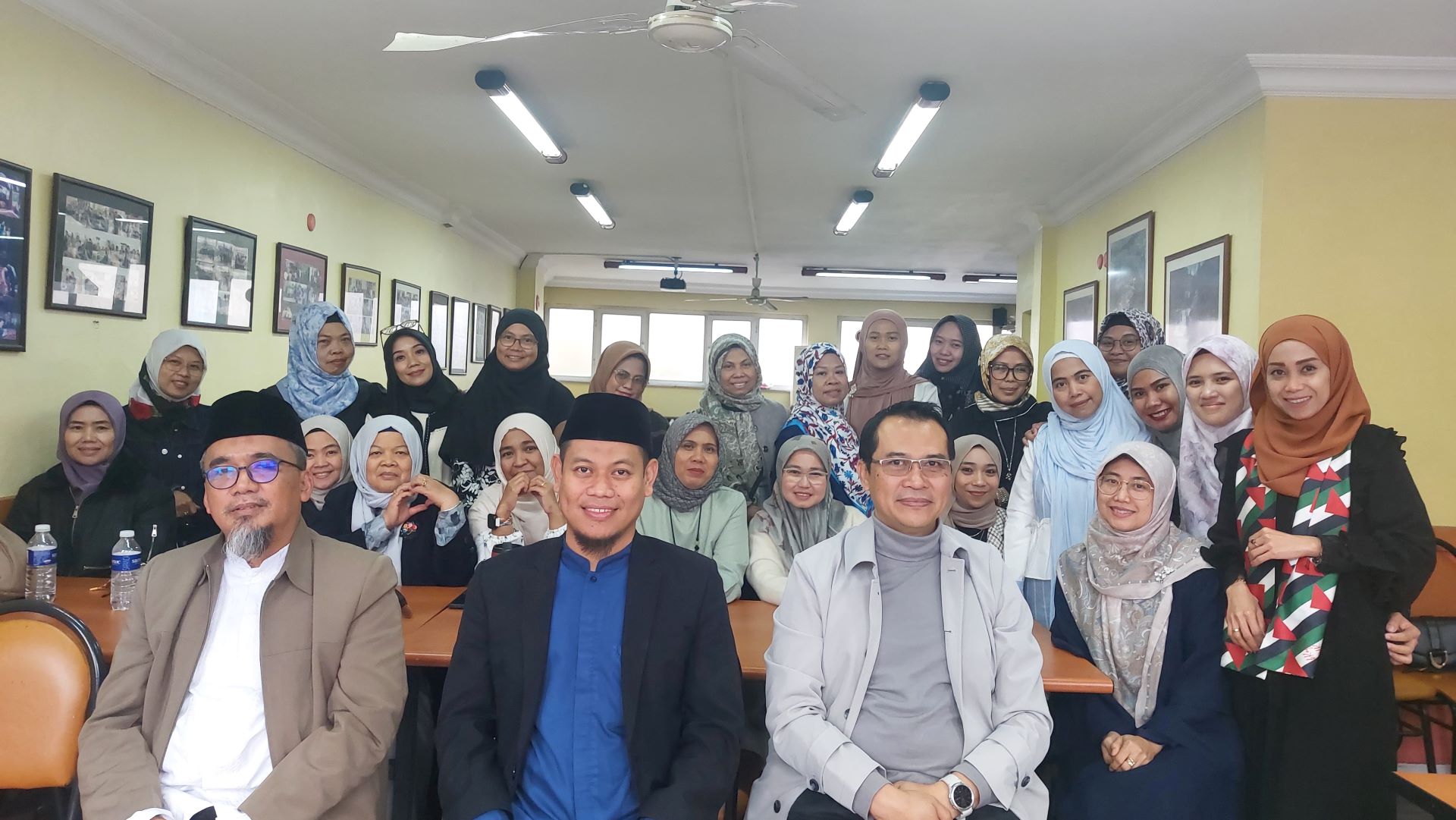 Hadapi Tantangan Muamalah Digital, MT Annisa Istanbul Bersama DT Peduli Gelar Kajian Hutang Piutang dan Transaksi Modern