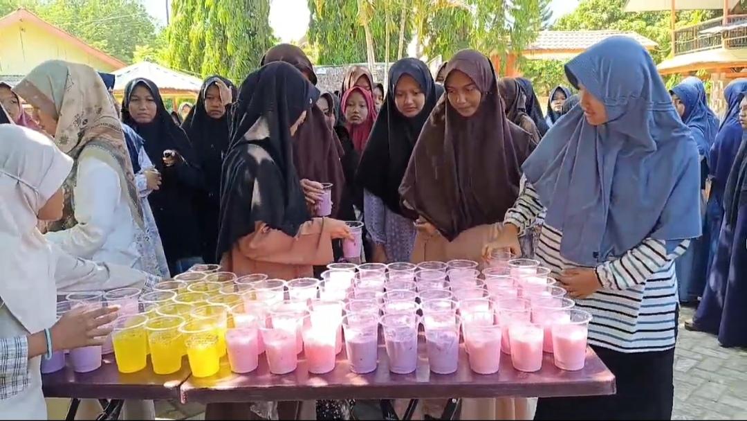 Laznas DT Peduli Aceh bersama Relawan Tangguh Menggelar Program Berbagi Berkah Jumat di Ponpes Babul Maghfirah
