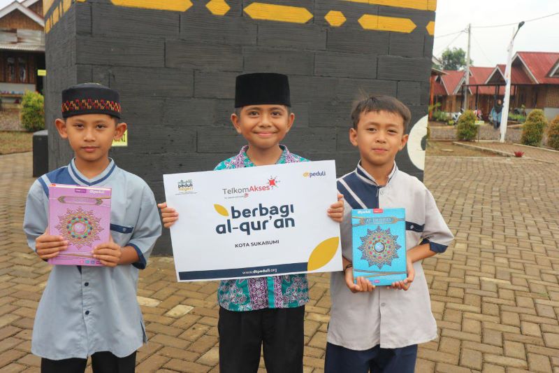 Ramadhan Peduli Negeri, DT Peduli Sukabumi berkolaborasi dengan TelkomAkses Berbagi Al-Qur'an