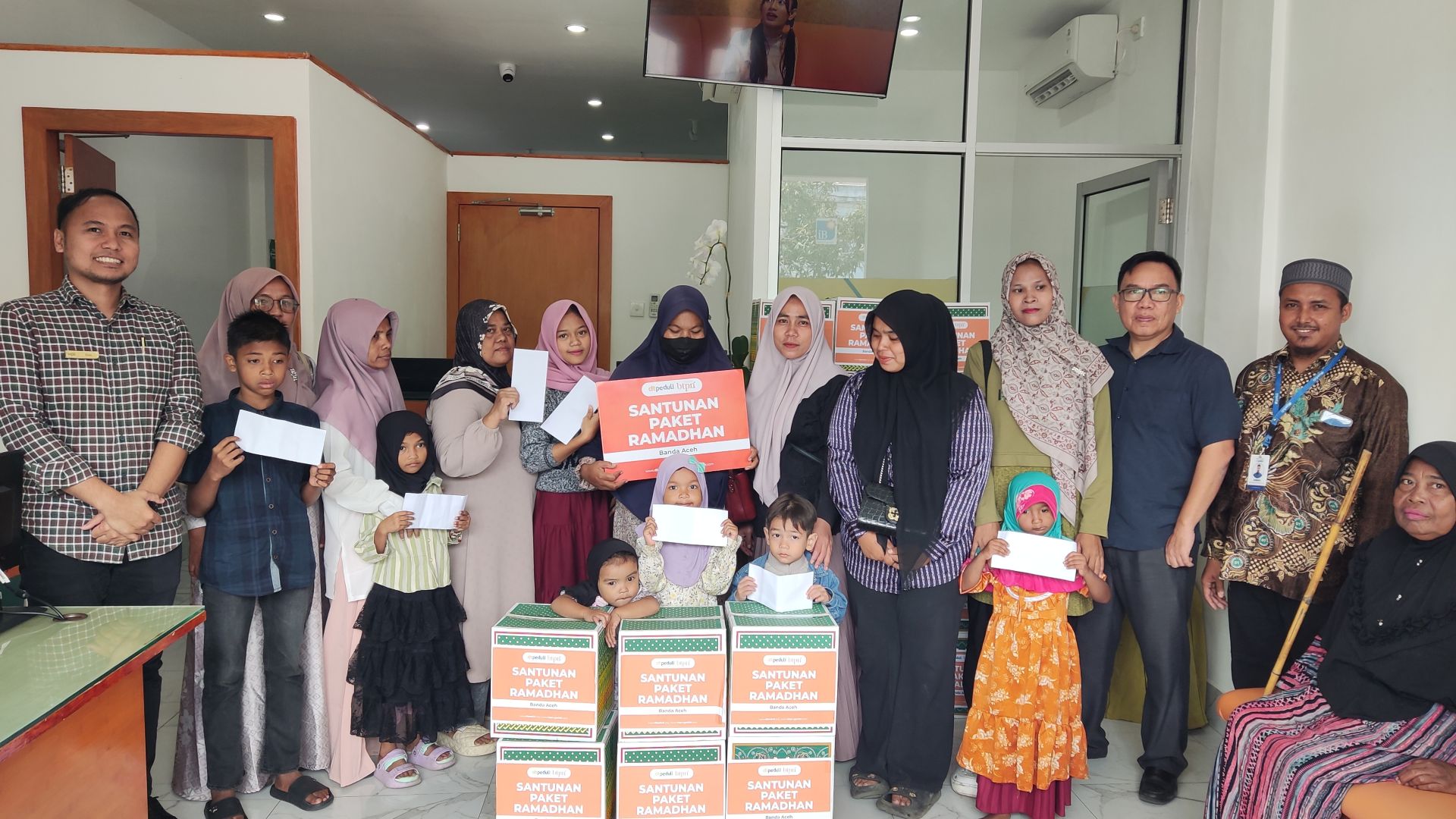 BTPN Syariah Bersama DT Peduli Aceh Hadirkan Kebahagiaan Ramadhan bagi Dhuafa dan Anak Yatim
