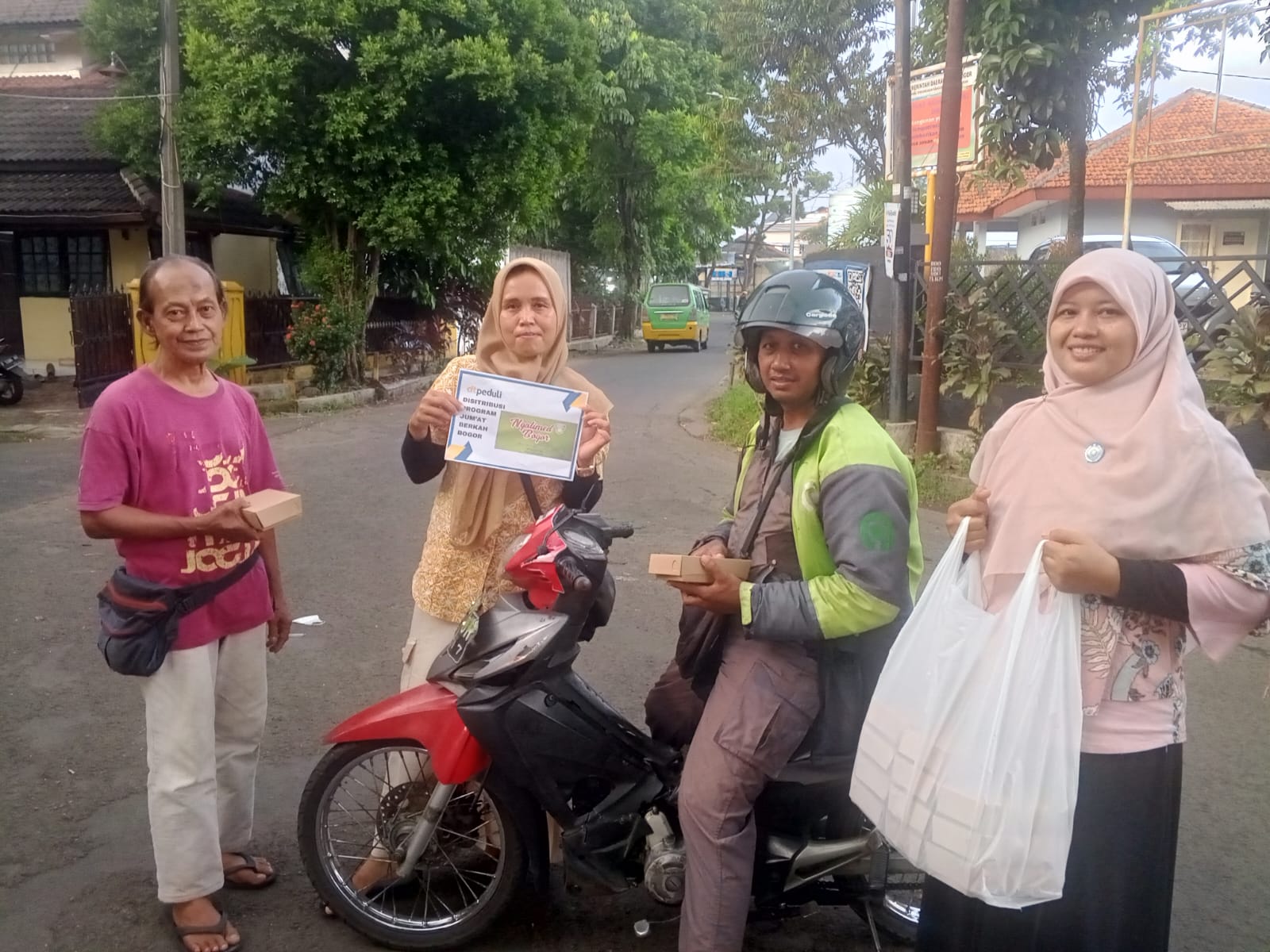 Gelar Program JUMANZI bersama Petugas Kelurahan Kedung Waringin, DT Peduli Bogor Buktikan Kepedulian Terhadap Masyarakat