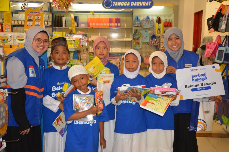 Belanja Bahagia, DT Peduli Bogor dan Majelis Taklim As-Sofa Hadirkan Senyum Anak Yatim di Bulan Muharram