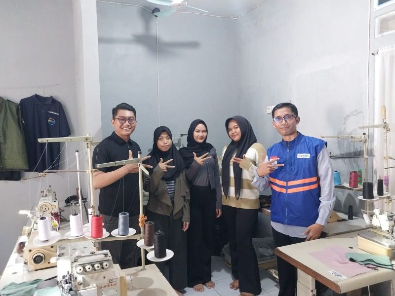 Menjahit Asa dan Kemandirian, DT Peduli Berdayakan Warga Ciawigebang Melalui Pelatihan Keterampilan