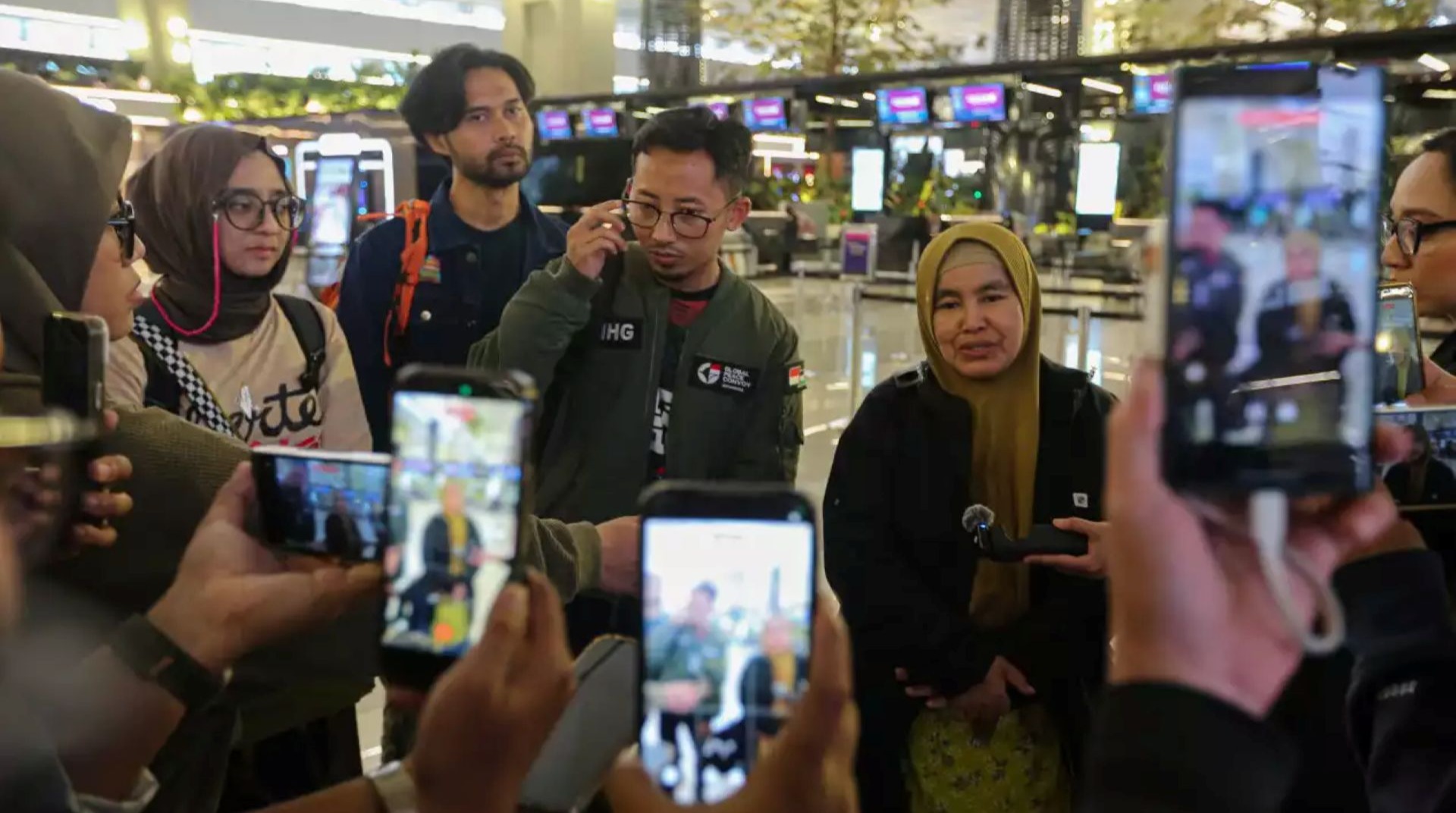 Enam Aktivis Indonesia Berangkat Menuju Misi Pelayaran GSF 2.0