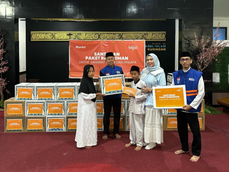 BTPN Syariah Jabar 9 Bersama DT Peduli Kuningan Santuni Yatim dan Dhuafa