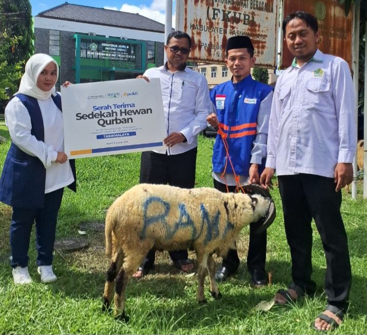 Bank Permata Syariah dan DT Peduli Tasikmalaya Gelar Serah Terima Hewan Qurban pada Kemenag Kabupaten Tasikmalaya